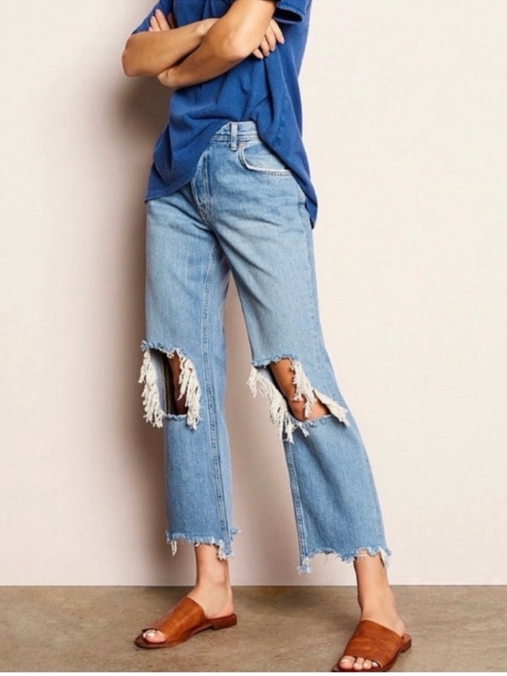 We The Free Light Blue Distressed Cropped Straight Jeans
